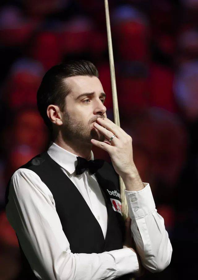 严重得多 严重得多